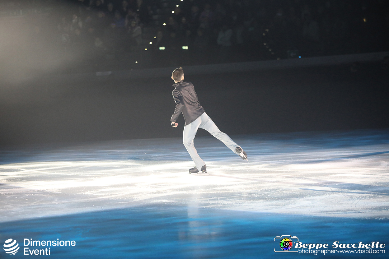 VBS_1411 - Monet on ice.jpg